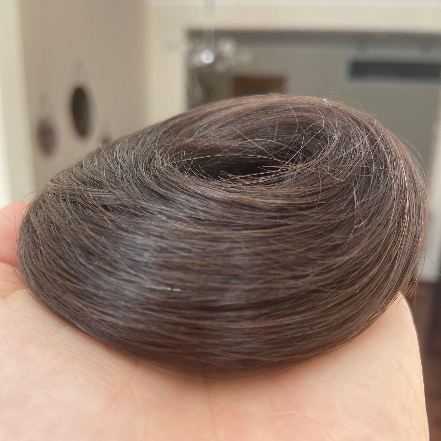 Moño de Cabello Natural - Castaño Oscuro
