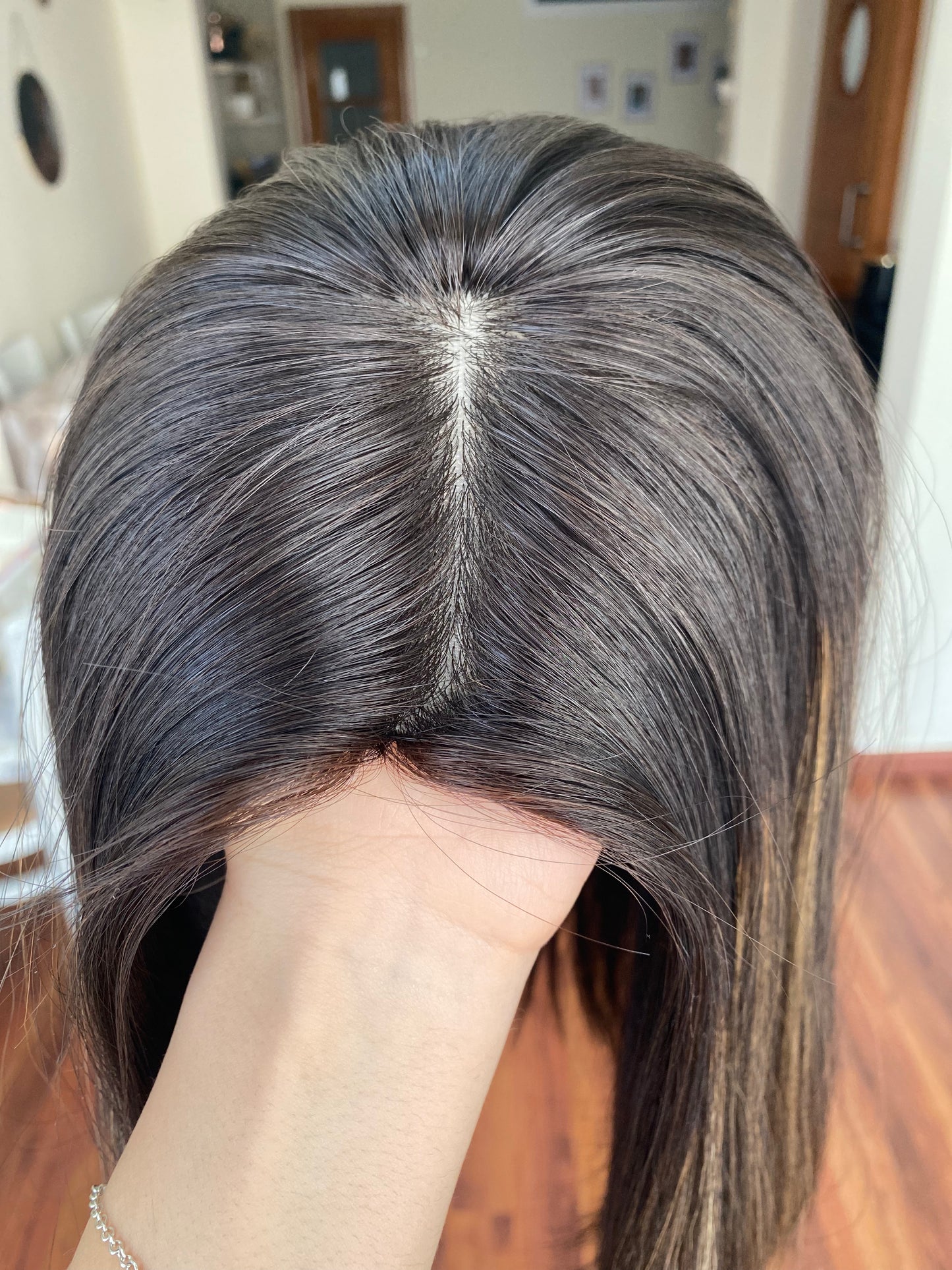 DARK BRUNETTE W/ HIGHLIGHTS / 16" / 8x8 / Silk Top