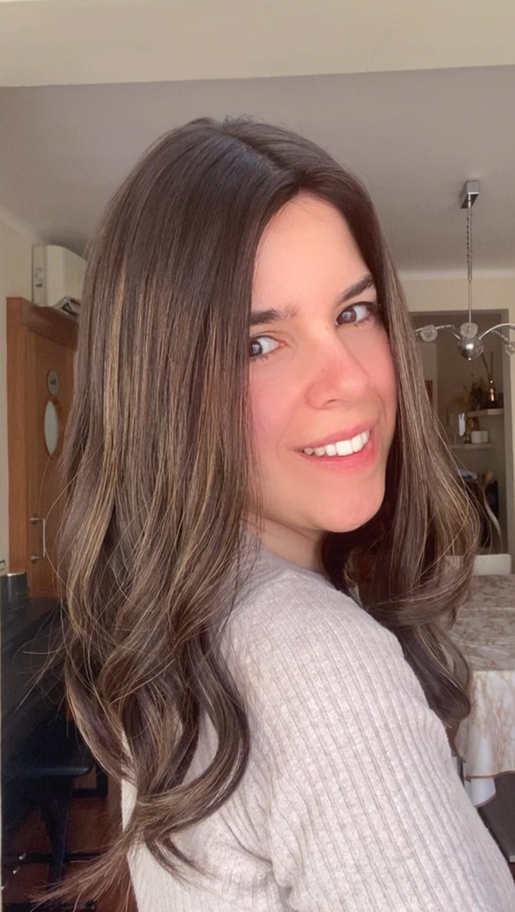 DARK BRUNETTE W/ HIGHLIGHTS / 16" / 8x8 / Silk Top