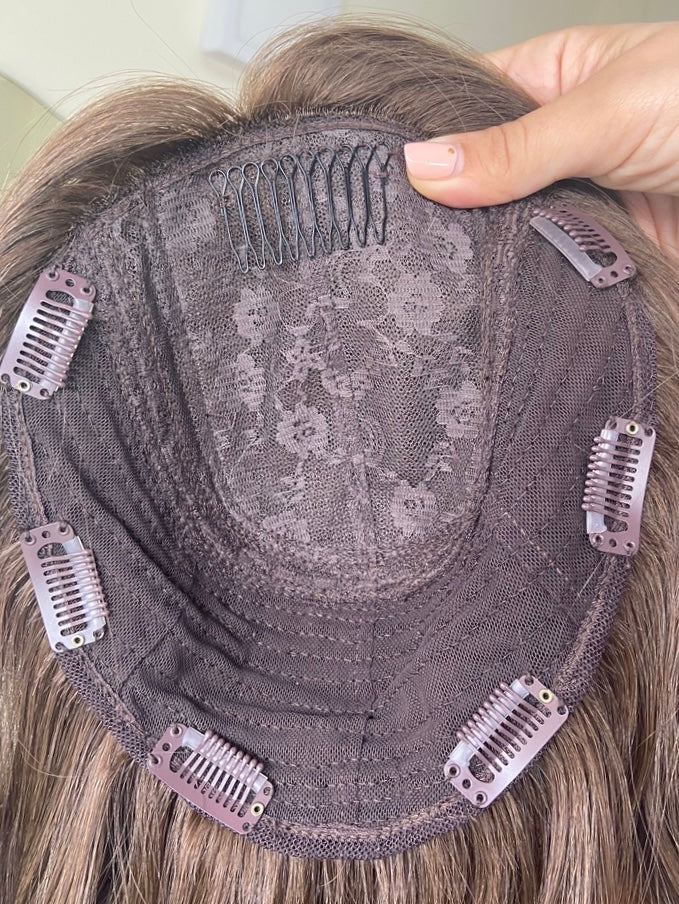 LIGHT ASH BROWN WITH SUBTLE HIGHLIGHTS / 16" / 8x8 / Silk Top