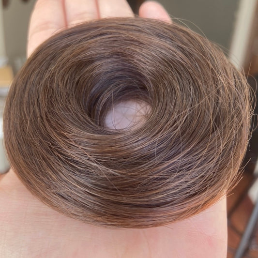 Moño de Cabello Natural - Castaño Medio