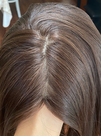 GOLDEN HAZEL ROOTED / 18" / 8x8 / Silk Top